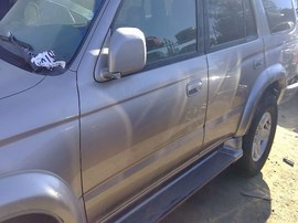 2002 TOYOTA 4RUNNER, SILVER, SR5, 3.4L, 2WD.  Z25954